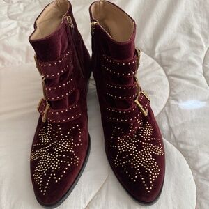 Brand new never worn CHLOE velvet burgundy ankle boots